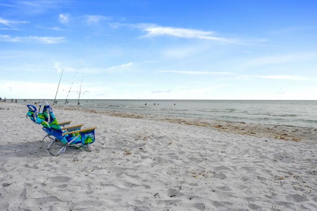 The Spanish Beach Home Only 10Mins From The Beach! 拉哥 外观 照片